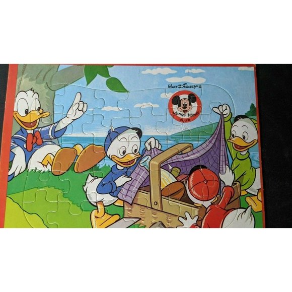 Vintage 1960s Jaymar Walt Disney Mickey Mouse Club Donald Duck Picnic Puzzle - Picture 6 of 10